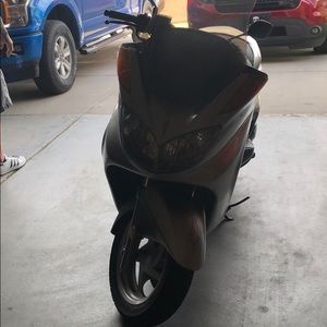 Meet your Posher, Steve